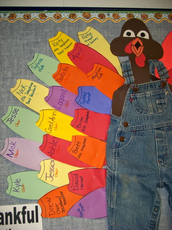November bulletin board ideas that you can DIY or download and post. Colorful, thankful, brilliant ideas for your classroom.