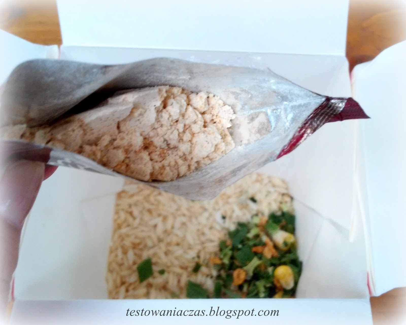 VIFON Lunch Box kurczak słodkokwaśny z ryżem testowaniaczas