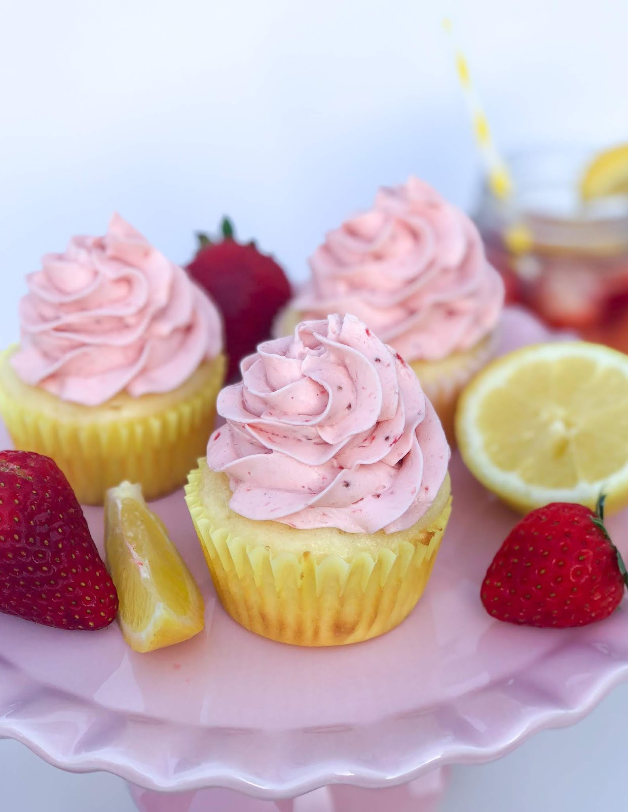 Strawberry Lemonade Cupcake Recipe - Poppy + Grace