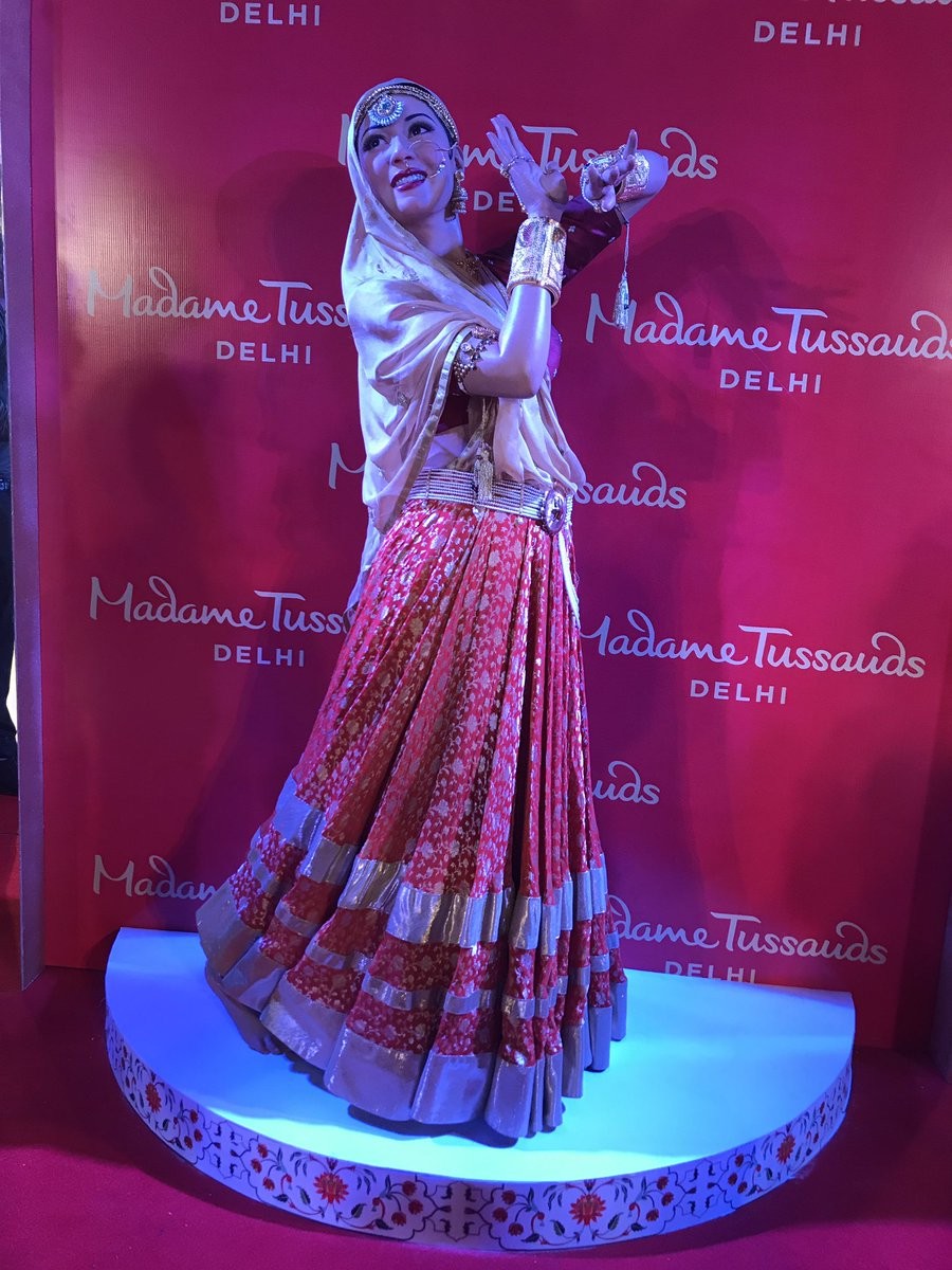 Madhubala's Wax Statue Unveiled at Madame Tussauds in Delhi