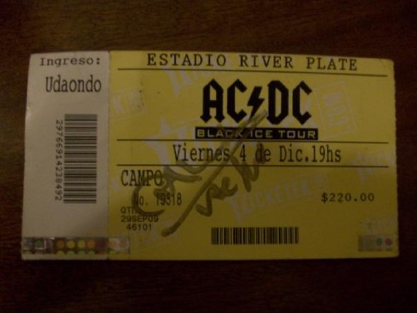 AC/DC - Live at The River Plate (Edición Triple Vinilo)