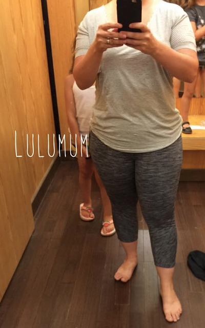 http://www.lululemon.com.hk/products/clothes-accessories/crops-run/Gather-And-Sprint-Crop