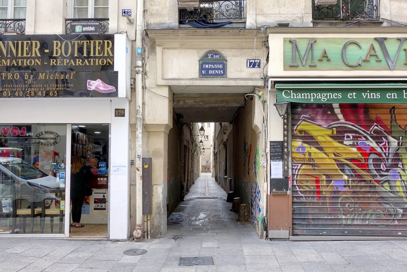 Paris Impasse SaintDenis, réminiscence médiévale en plein coeur de la ville IIème Paris