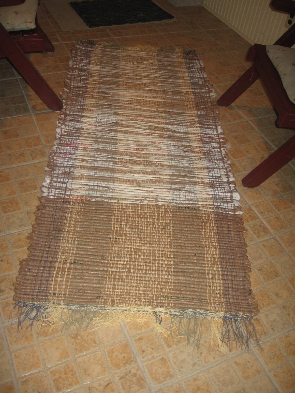 PiasiniTimes Plarn Mat for the Homeless