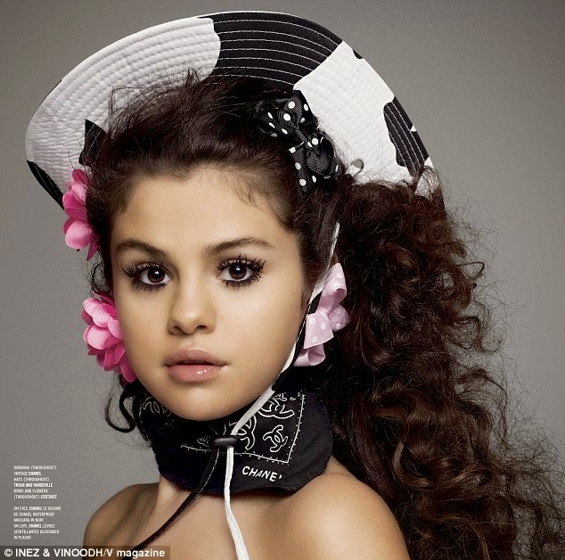 Selena Gomez Look Like A Twelve Years Old Girl As She Pose For V