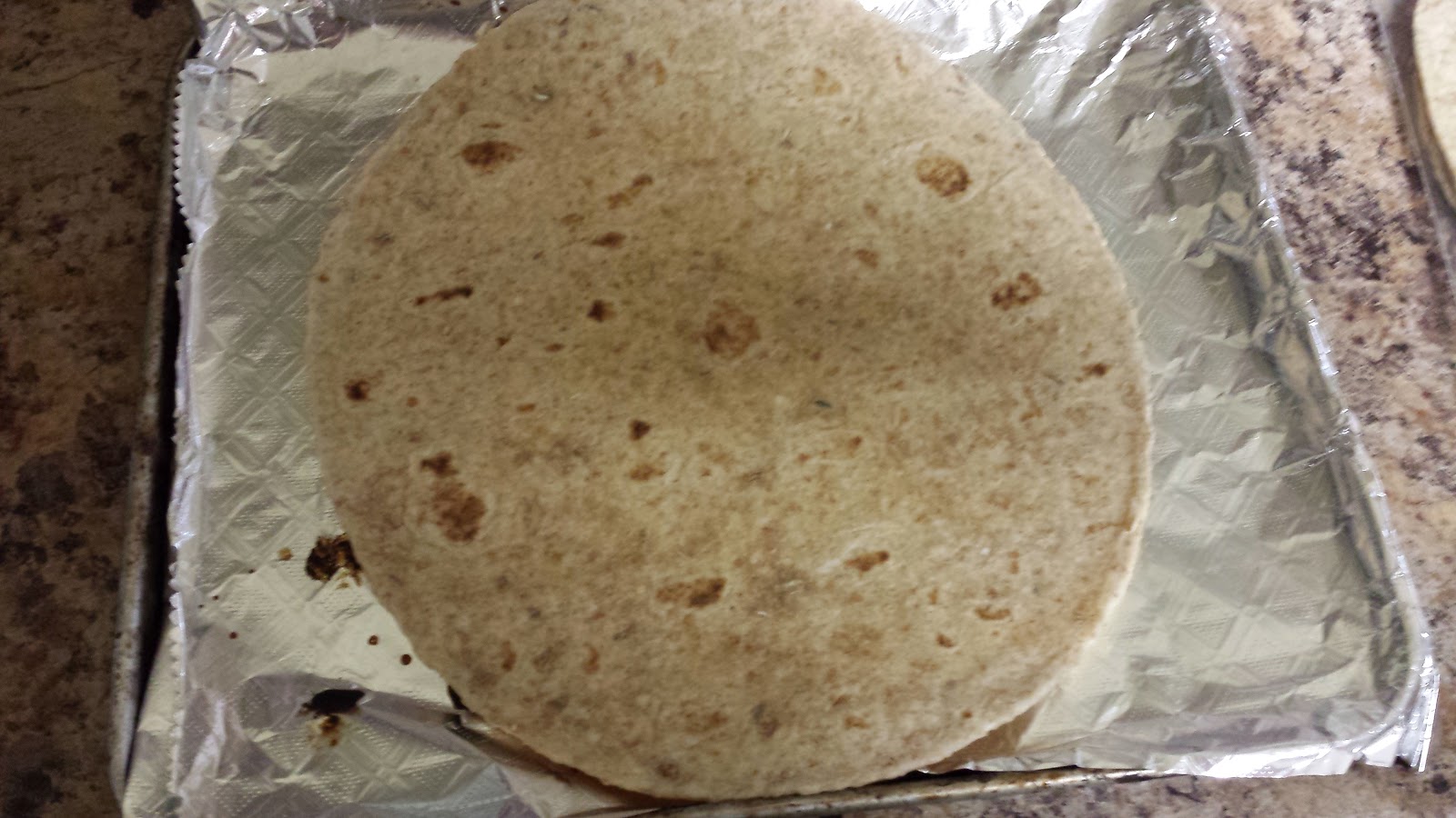 Yoannita90 Recipe Flourless Pizza ( Using Taco Shells )