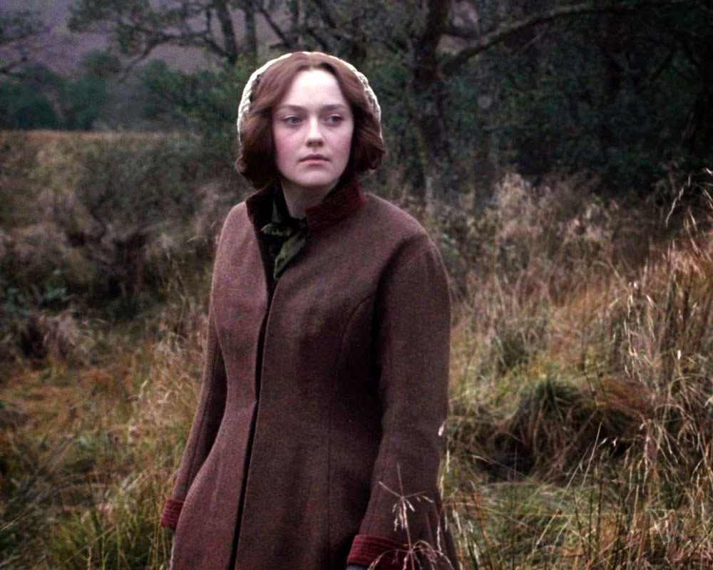 Effie Gray MOSTBEAUTIFULGIRLSCAPS