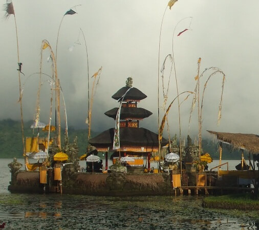 Lake Bratan Bali Sightseeing Tours & Subak Water System , Floating Water Temple Bali 