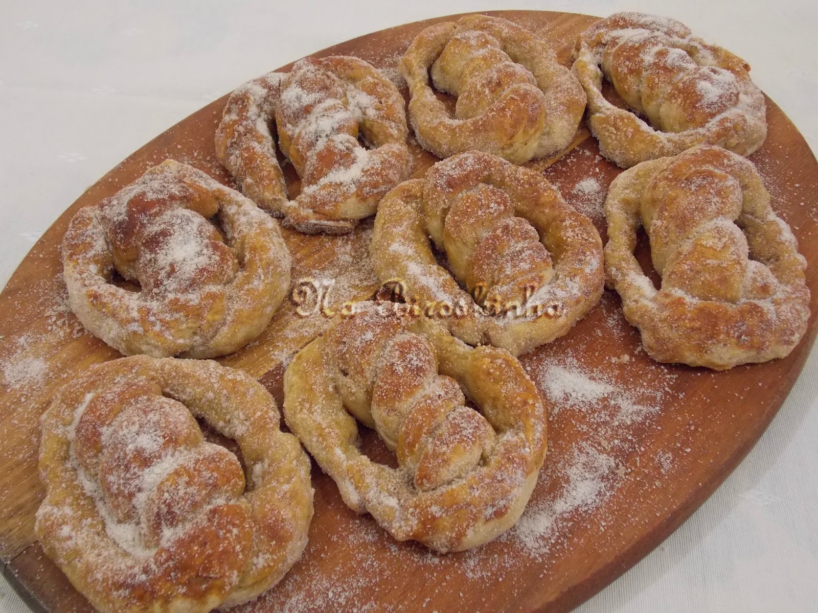 Pretzel com Açúcar e Canela Na Biroskinha
