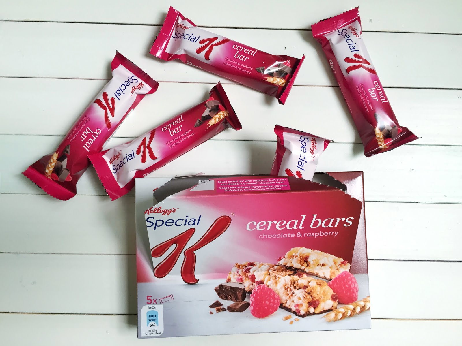 Kellogg's Special Cereal Bars Chocolate & Rapsberry Midsummer Treat
