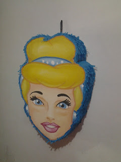 <img alt='Pinata Cinderella'src='https://id-id.facebook.com/pages/Adam-Art-Dekorasi-Styrofoam/368018793304220' title='Dekorasi Styrofoam 3D'/>