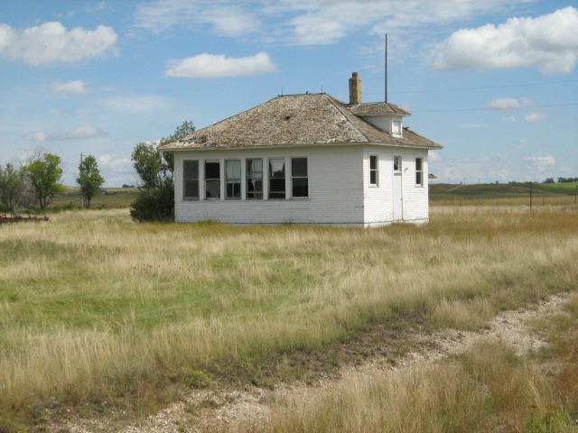 Larsen Adventure Chronicles: Small North Dakota towns