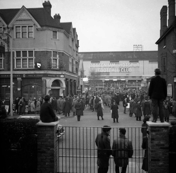 Ians Blog 108 PICTURES Old photo's of White Hart Lane 1899 to 2017