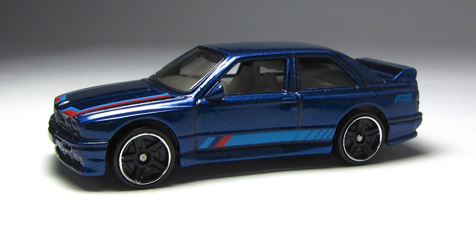 hot wheels bmw m3 e30