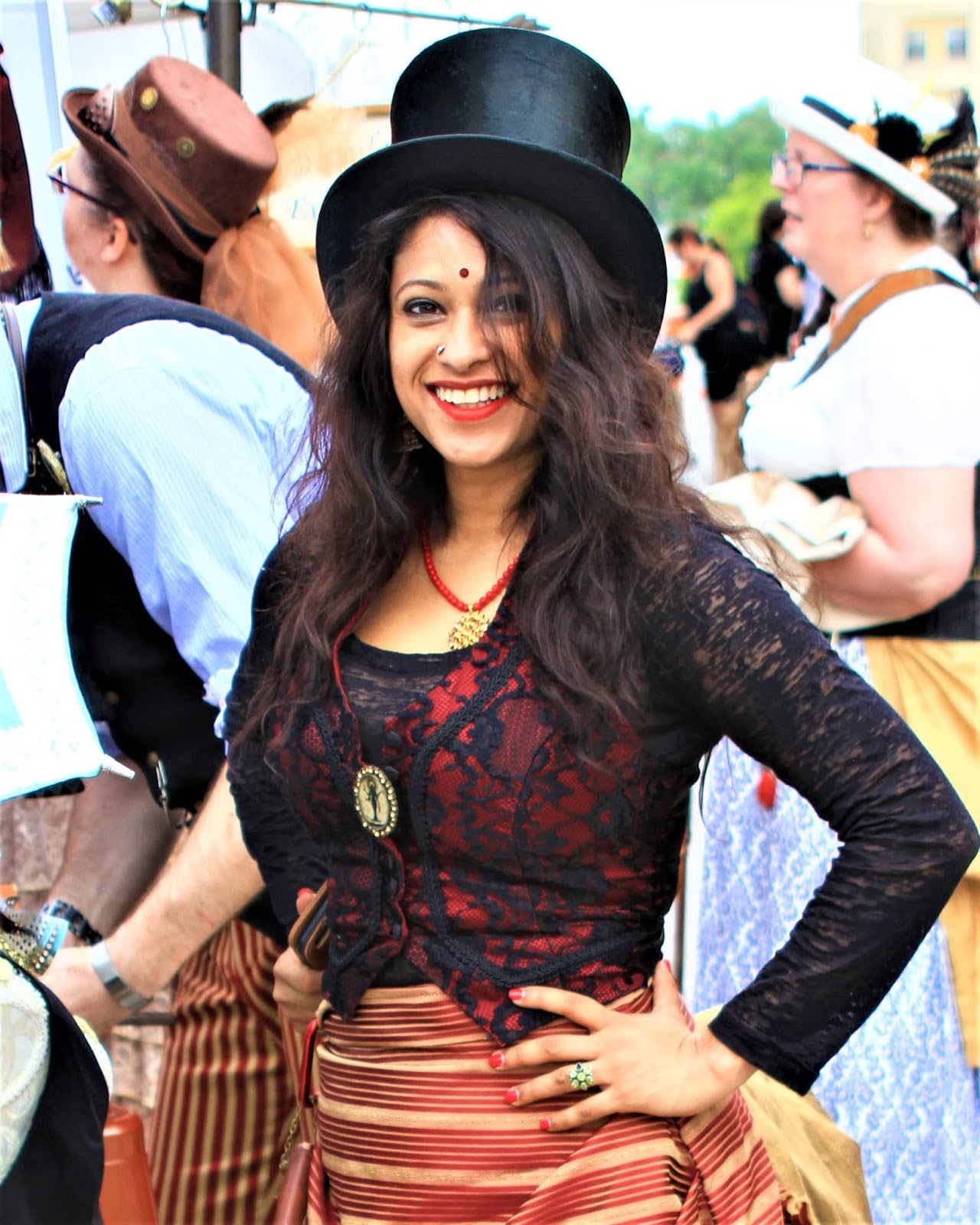 syslblog Cogs and Corsets