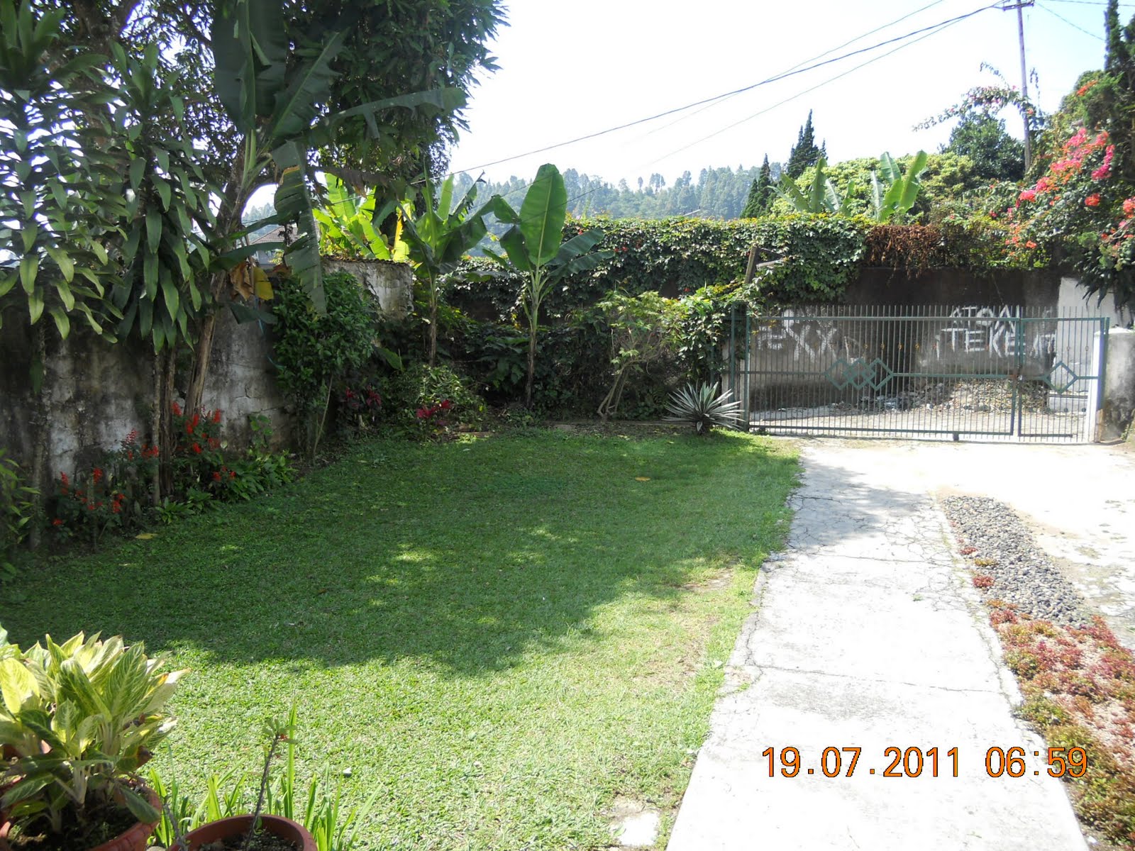 "villa di puncak ",Luas,Aman & Bersih ( villarina)