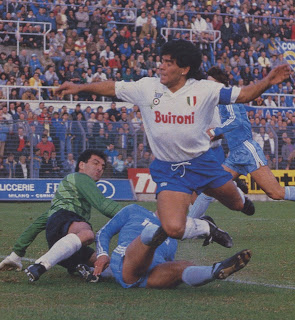 1990 Panini SPORTS MANUAL Pele Cruyff Maradona Beckenbauer Yashin Eusebio  Gullit Van Basten etc SET