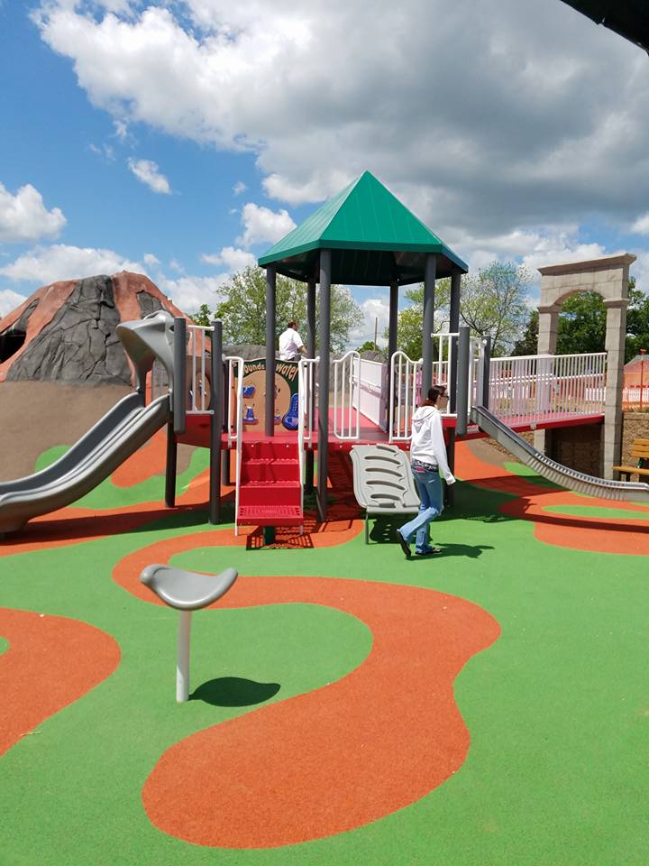 Play St. Louis Kade's Playground, Herculaneum