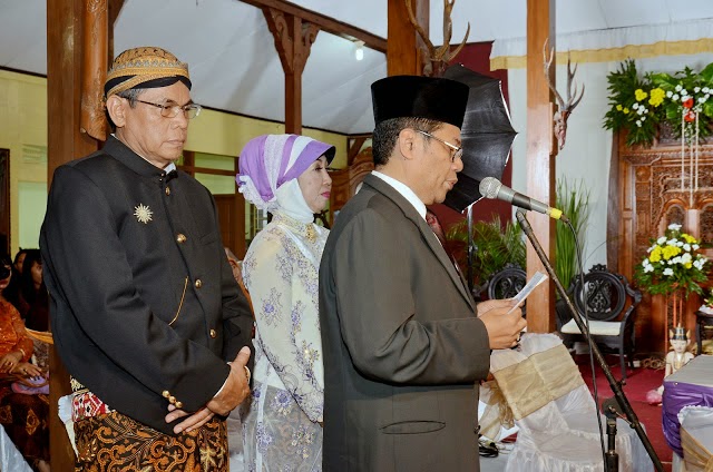 CONTOH TEKS PANAMPI PASRAH LAMARAN TERBARU