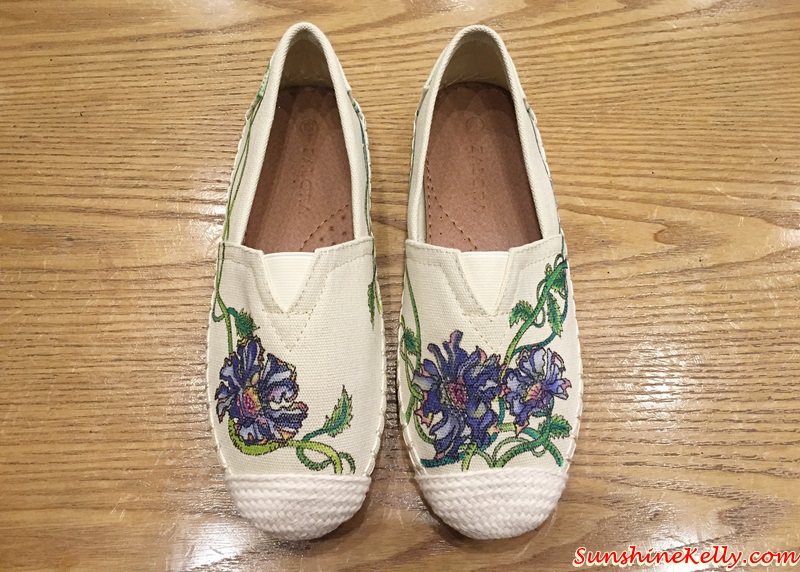 Sunshine Kelly Beauty . Fashion . Lifestyle . Travel . Fitness CHeeKS Arts on Your Feet