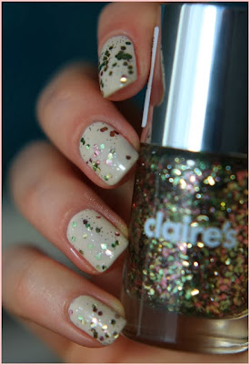 http://nagellacktante.blogspot.de/2013/11/topper-time-claires-oscar-winning.html