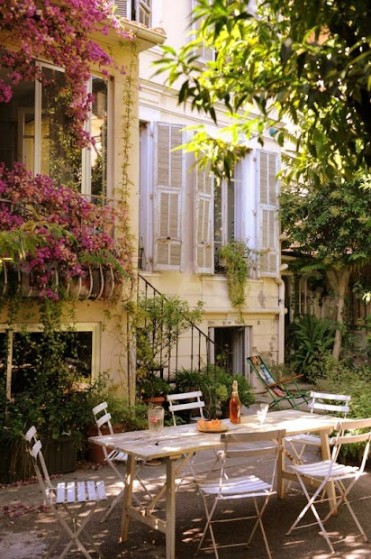 outdoor dining & parties part
