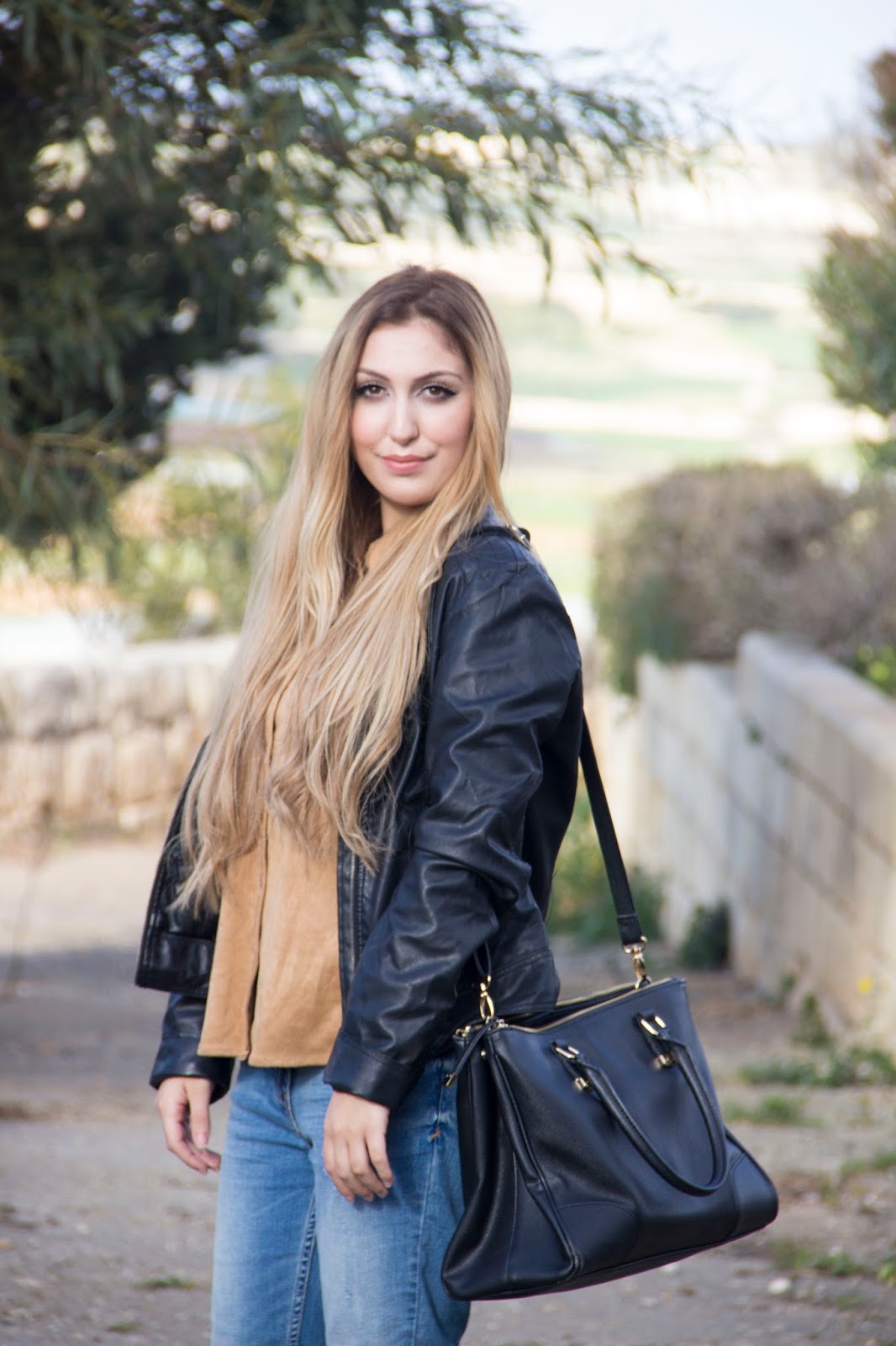 OOTD: Suede & Leather | A Blonde on the Go