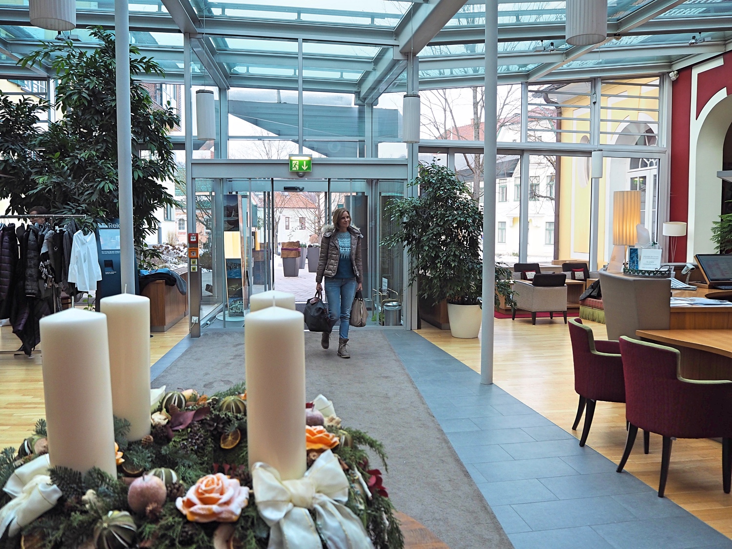 Hotel Bayerischer Hof In Munchen Green Pink Orange