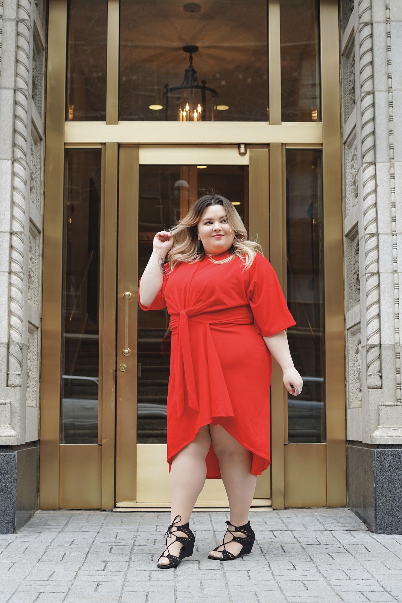 Chicago Plus Size Petite Fashion Blogger and model Natalie Craig reviews Simply Be and Boohoo dresses.