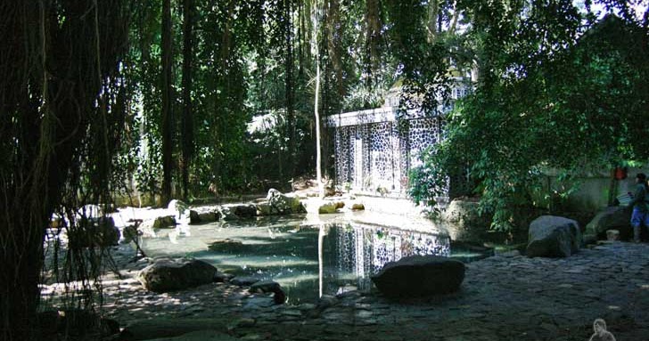 Tiket Masuk Cikoromoy PEMANDIAN CIKOROMOY PANDEGLANG