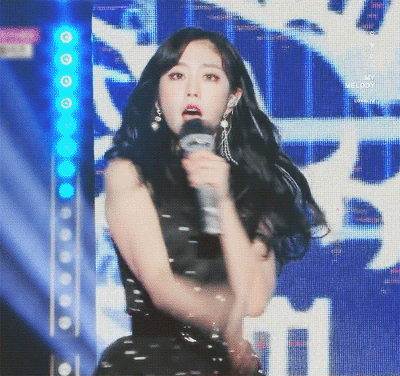 9914BA415C02814007.gif