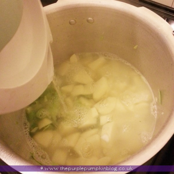 Comforting Leek and Potato Soup Recipe