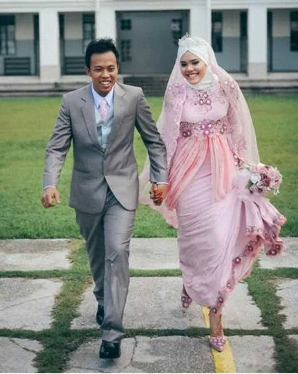 Yaya Ayarus Sewa Baju Pengantin