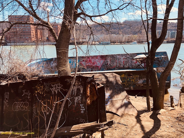 Pittsburgh Boat Graveyard