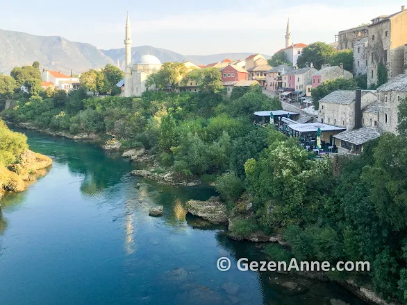 Neretva nehri ve Mostar old town, Bosna Hersek