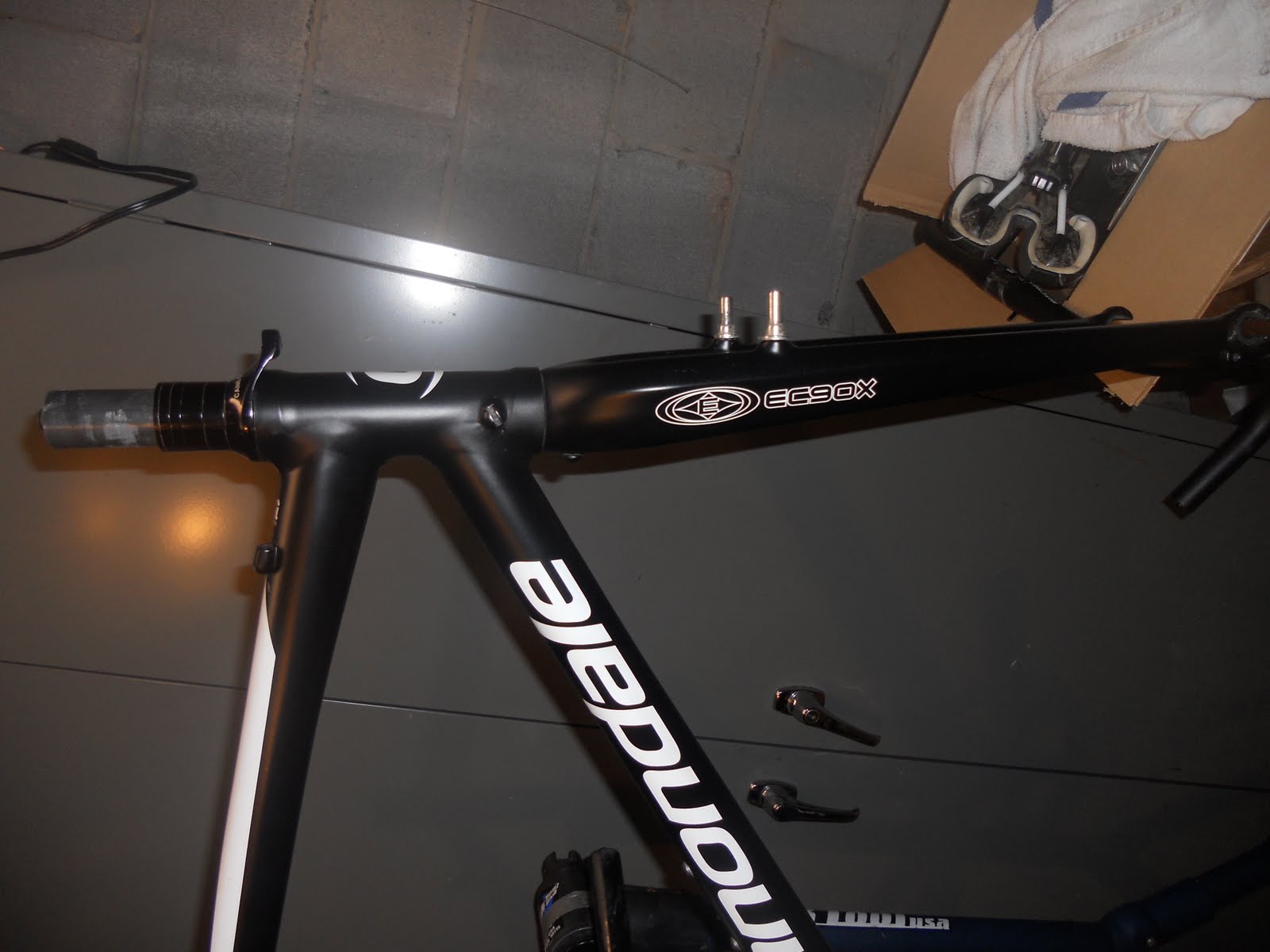 caad 12 fork