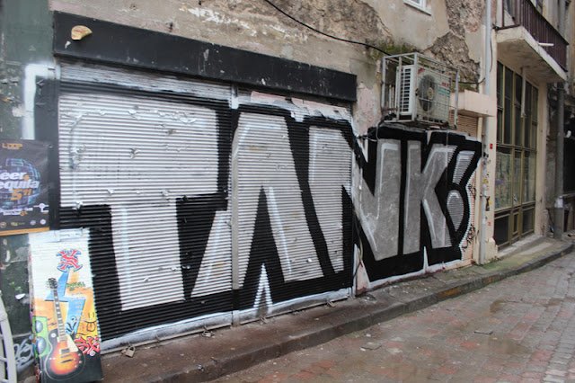 Tank graffiti Taksim Tünel