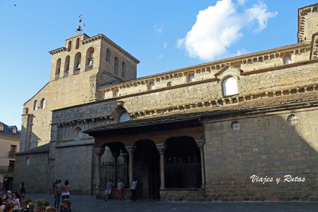 Catedral de Jaca, Vista general