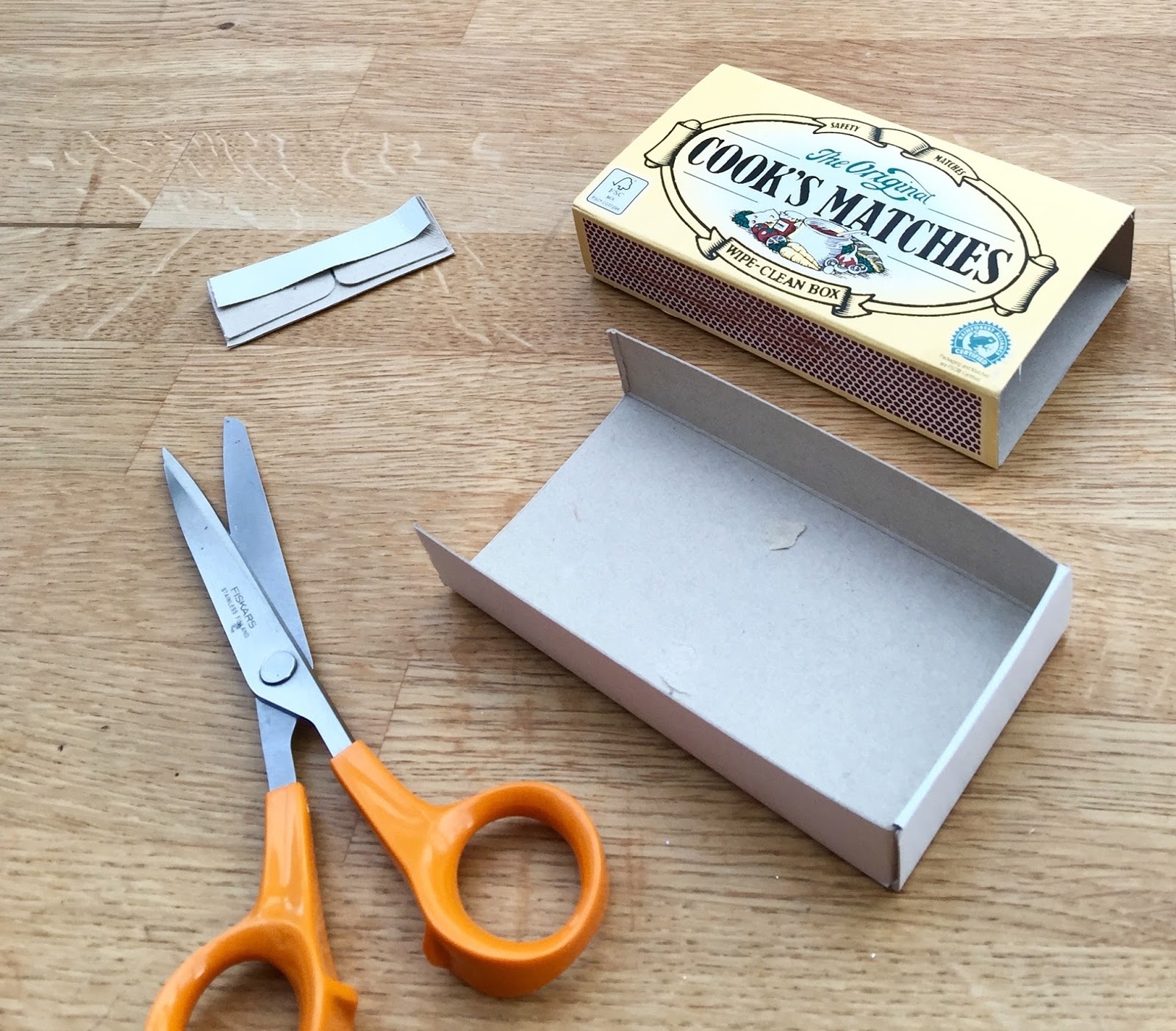 Picture Book Party Make your own Matchbox Theatre