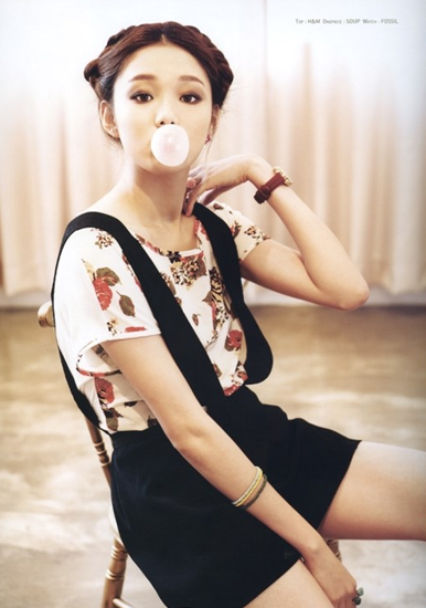 Model, Actress Lee Sung Kyung ~ YG Press