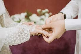 5 Hal yang Mungkin Terjadi di Tahun Pertama Menikah. The Zhemwel