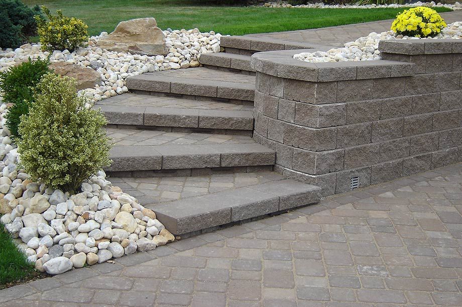 Custom Stoneworks & Design Inc. Retaining Walls Installed in Howard
