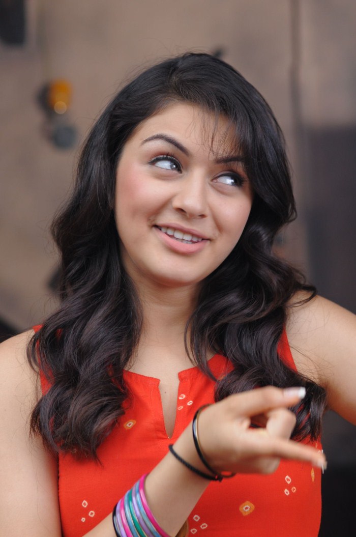 Bolly tolly top actress hansika Mothvani nice hq pics All Heroines Photos Bolly tolly top actress hansika Mothvani nice hq pics All Heroines Photos