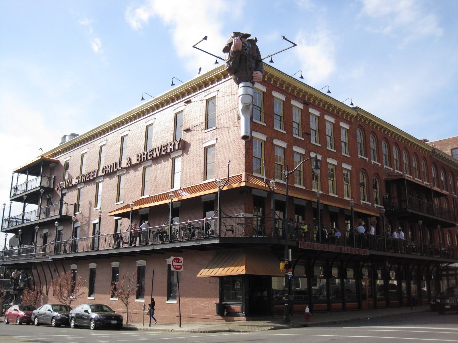 The Brown Knowser The Pearl of Buffalo