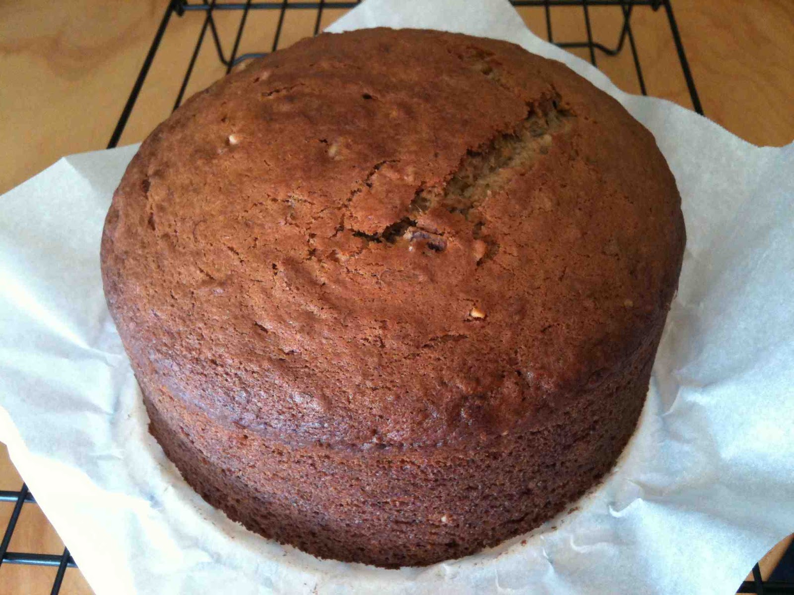 mf eats Banana walnut cake