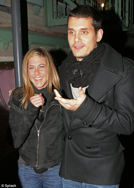 Jennifer Aniston Actress's Boyfriend New/Latest Pictures 2011