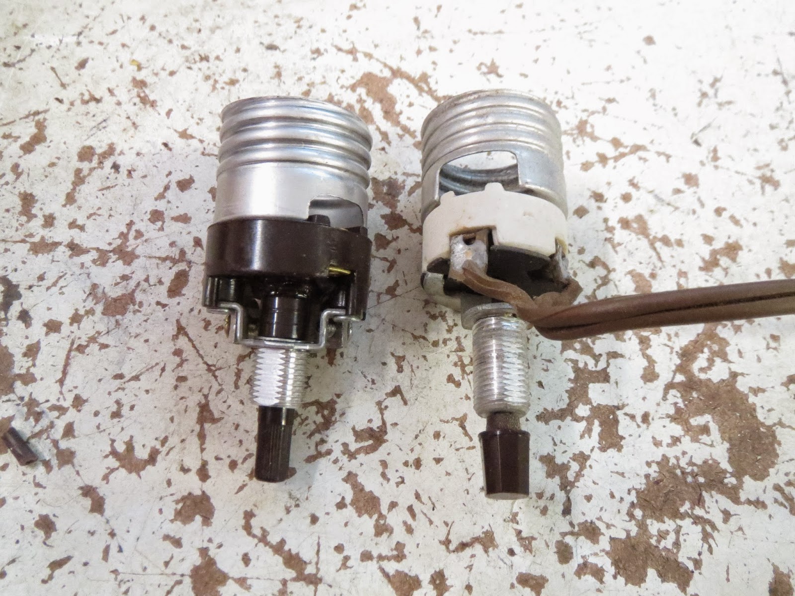 Lamp Parts and Repair | Lamp Doctor: 1950's Mallard TV ... wiring 3 way bulb 