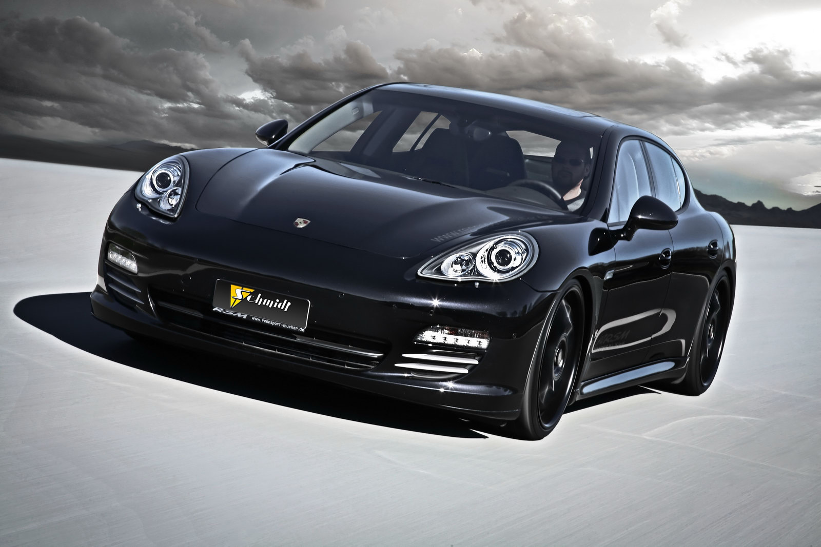 Porsche Panamera 4s 2011