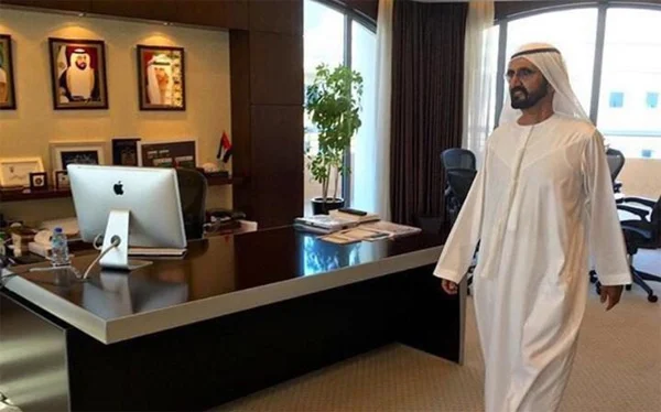 Dubai's Ruler Finds Empty Desks In Surprise Office Spot Check, Government-employees,Sheikh Mohammed bin Rashid Al Maktoum, no-warning spot check himself, Instagram account, Social media, Widespread move, Directors and assistant director-generals in departments,Gulf