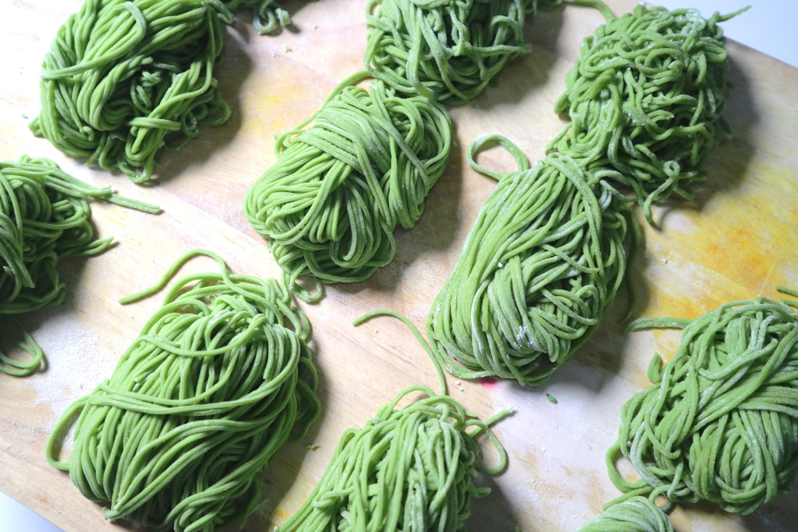 Cara Membuat Mie Hijau Homemade (Untuk Mie Ayam/Pangsit ...